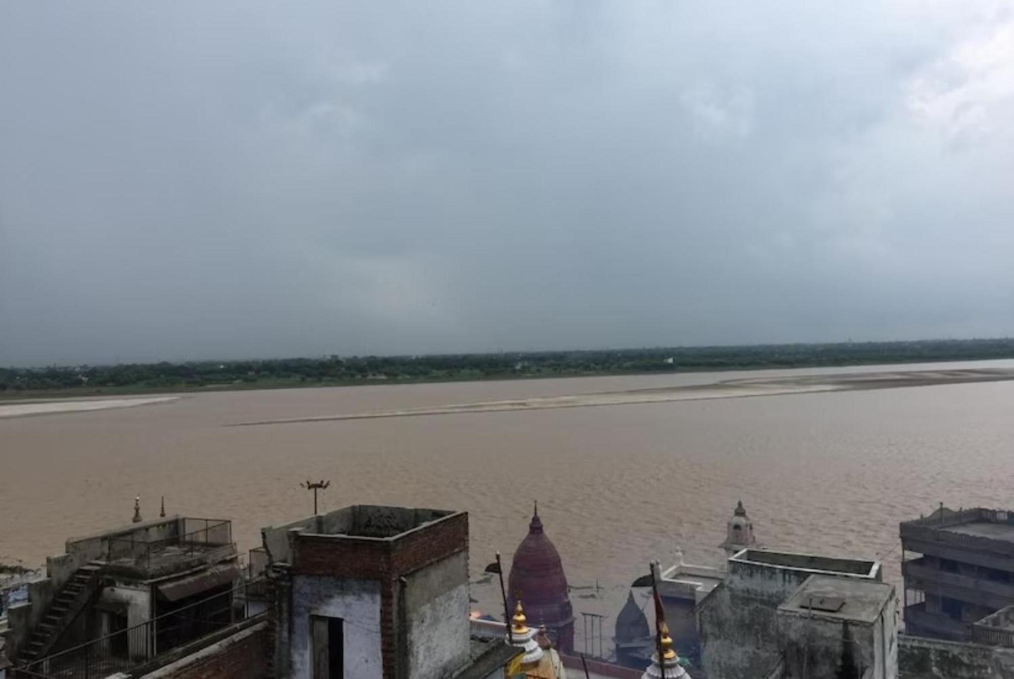 Grg Shanti Guest House Varanasi Near Manikarnika Ghat Extérieur photo