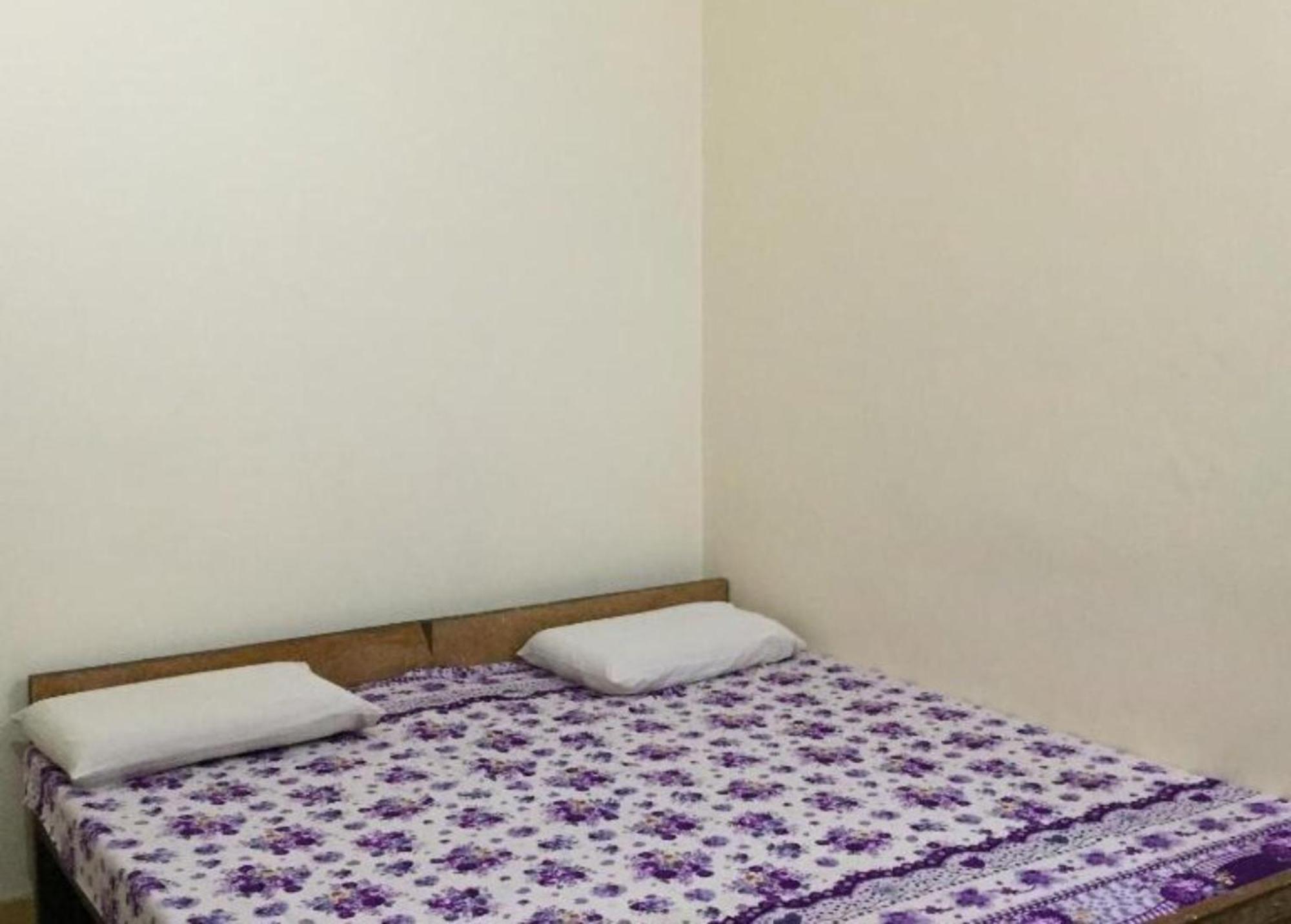Grg Shanti Guest House Varanasi Near Manikarnika Ghat Extérieur photo
