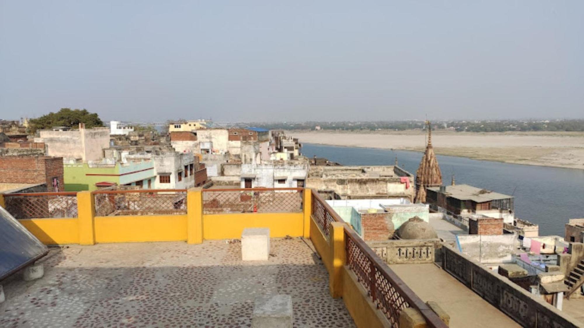 Grg Shanti Guest House Varanasi Near Manikarnika Ghat Extérieur photo