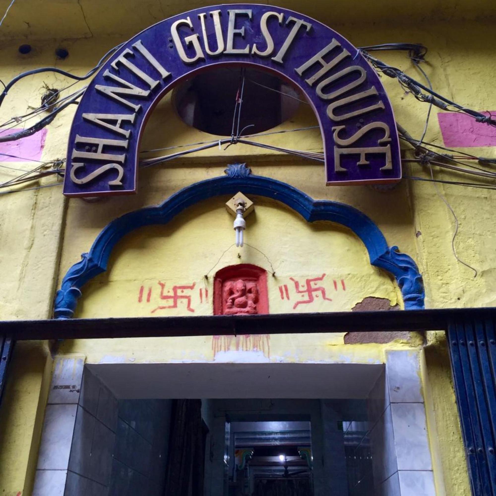 Grg Shanti Guest House Varanasi Near Manikarnika Ghat Extérieur photo