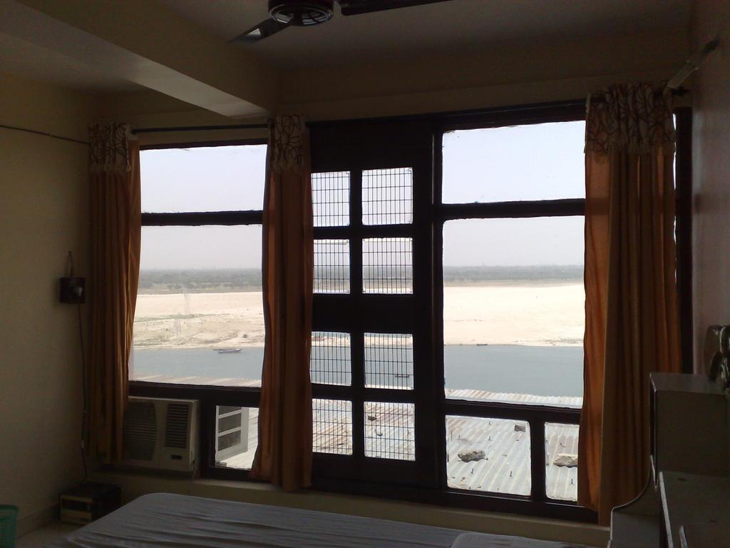 Grg Shanti Guest House Varanasi Near Manikarnika Ghat Chambre photo