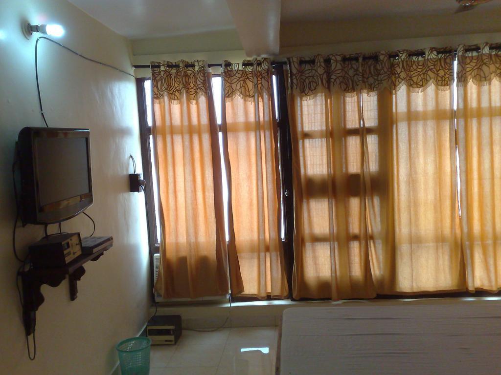 Grg Shanti Guest House Varanasi Near Manikarnika Ghat Chambre photo
