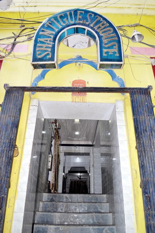 Grg Shanti Guest House Varanasi Near Manikarnika Ghat Extérieur photo