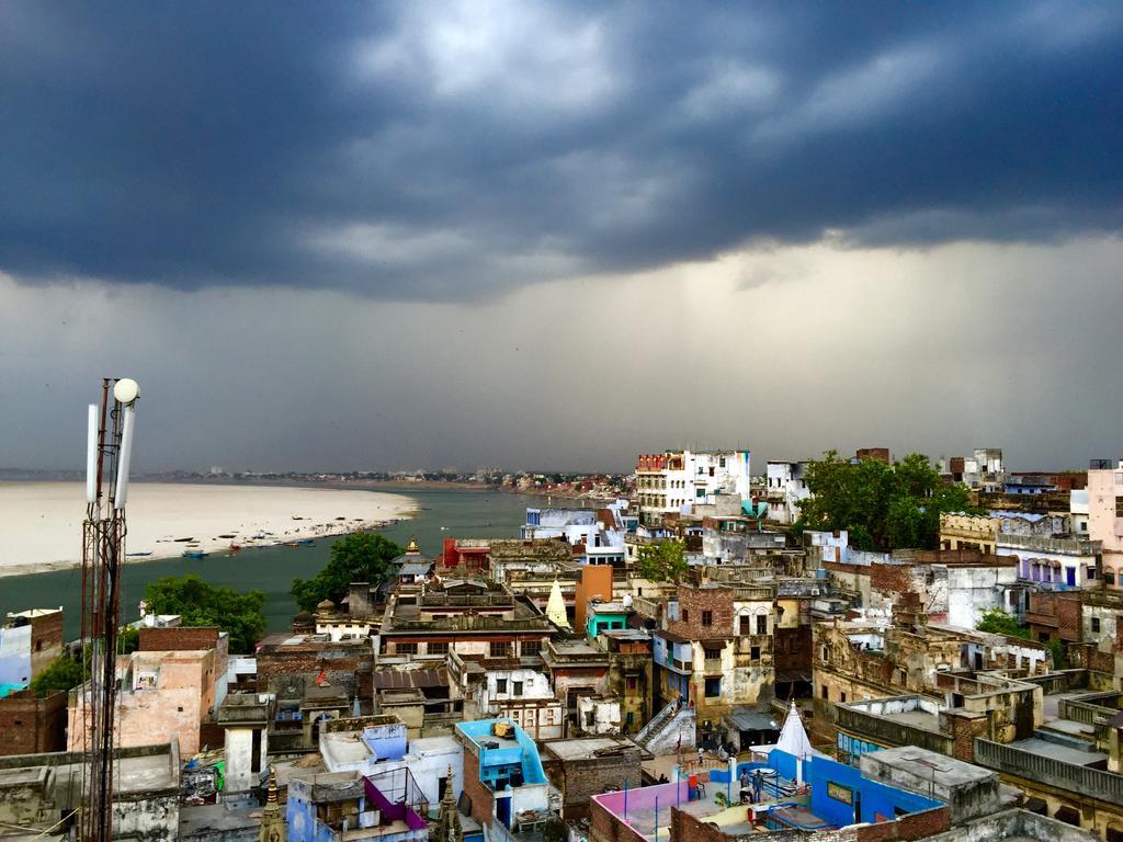 Grg Shanti Guest House Varanasi Near Manikarnika Ghat Extérieur photo