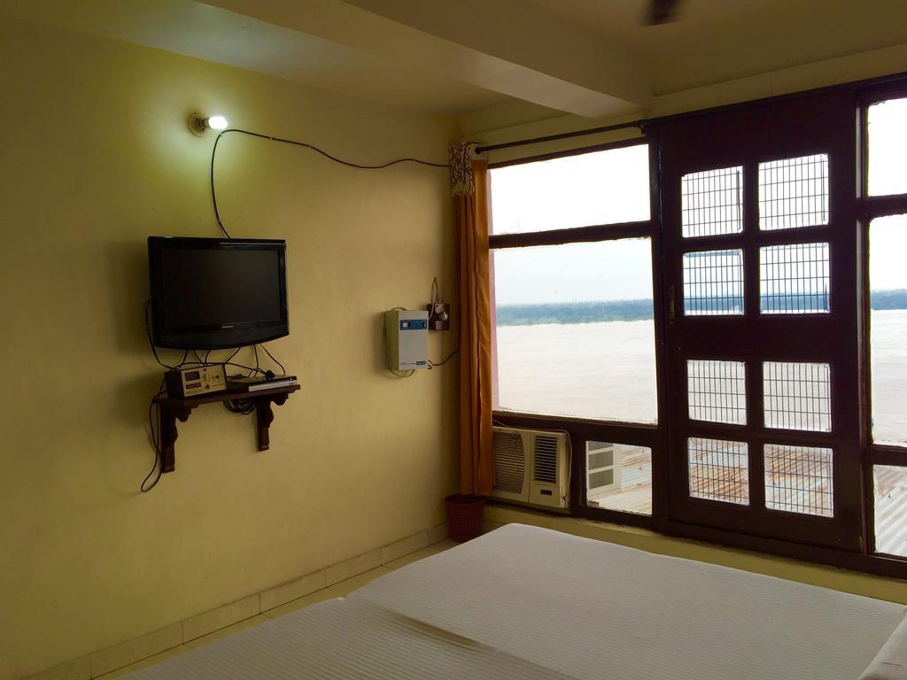 Grg Shanti Guest House Varanasi Near Manikarnika Ghat Extérieur photo