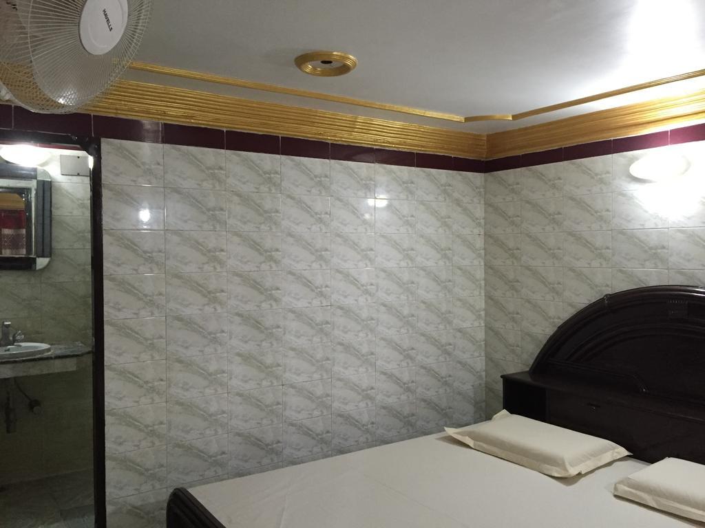 Grg Shanti Guest House Varanasi Near Manikarnika Ghat Extérieur photo